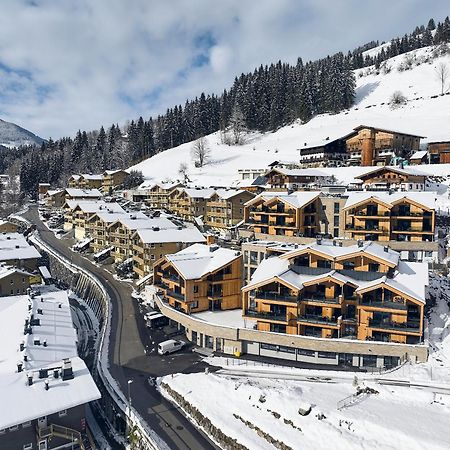 Alpenparks Premium Apartment Rehrenberg II フィーホーフェン エクステリア 写真