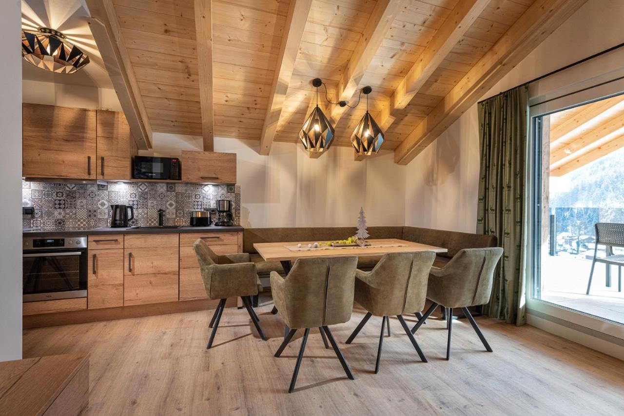 Alpenparks Premium Apartment Rehrenberg II フィーホーフェン エクステリア 写真