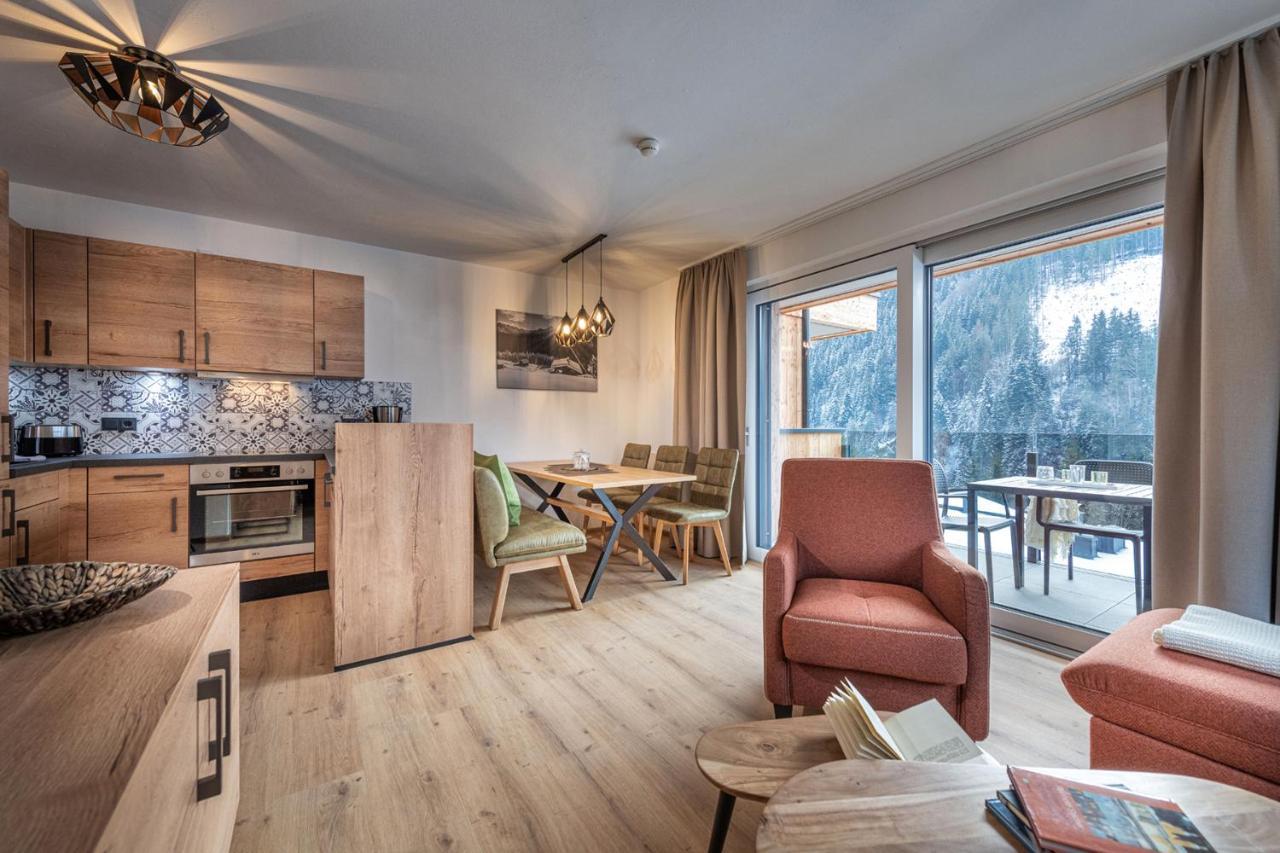 Alpenparks Premium Apartment Rehrenberg II フィーホーフェン エクステリア 写真