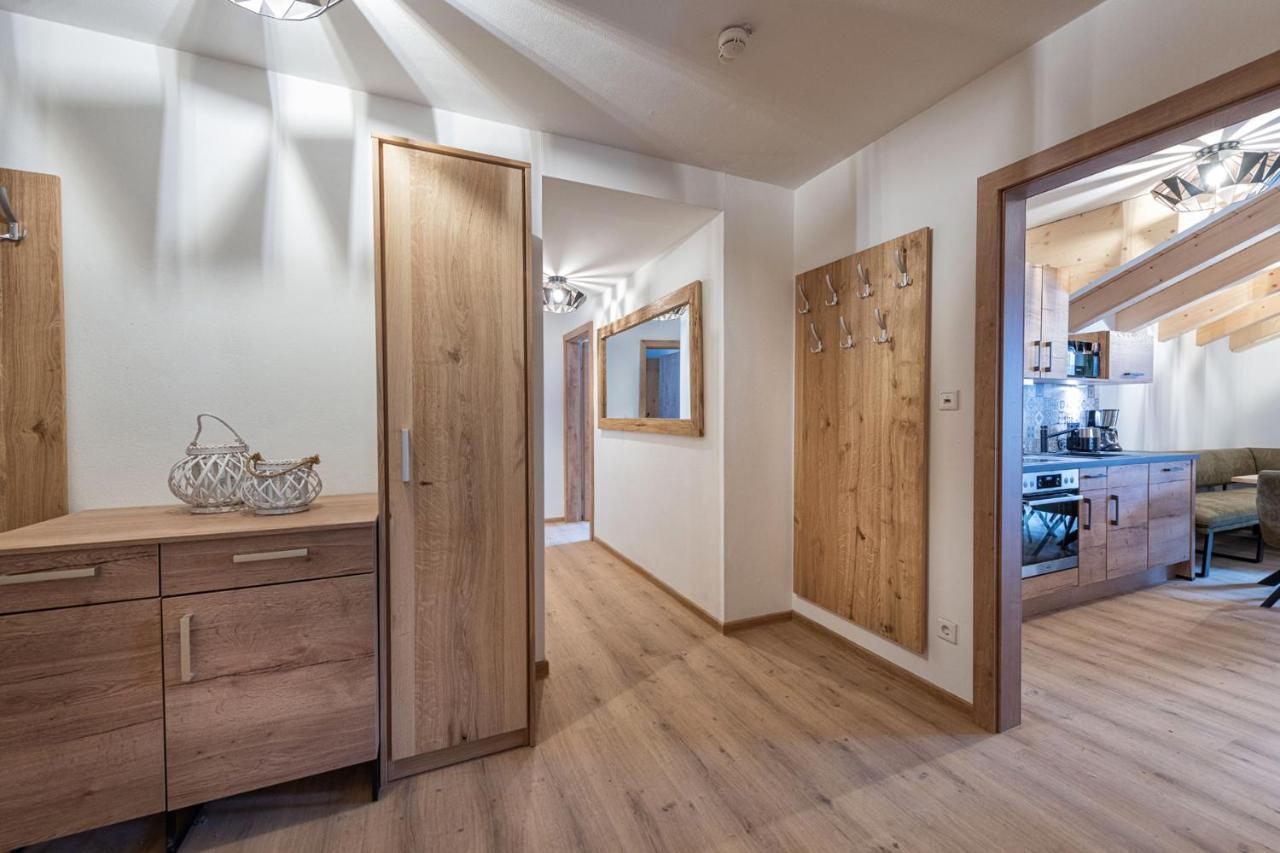 Alpenparks Premium Apartment Rehrenberg II フィーホーフェン エクステリア 写真