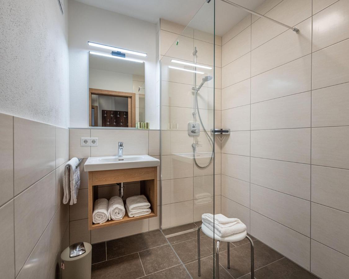 Alpenparks Premium Apartment Rehrenberg II フィーホーフェン エクステリア 写真