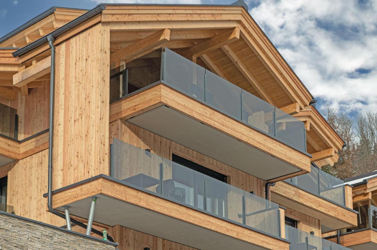 Alpenparks Premium Apartment Rehrenberg II フィーホーフェン エクステリア 写真