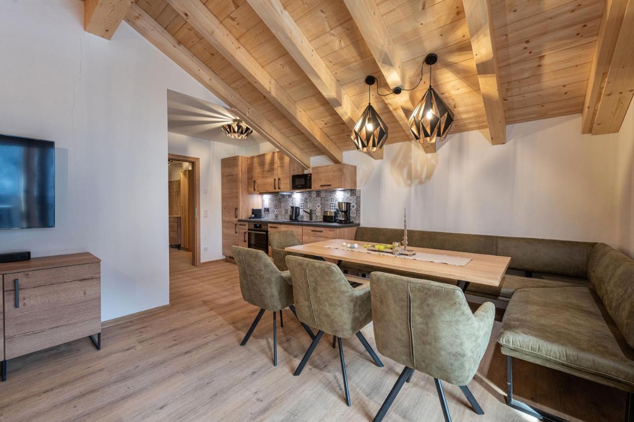 Alpenparks Premium Apartment Rehrenberg II フィーホーフェン エクステリア 写真