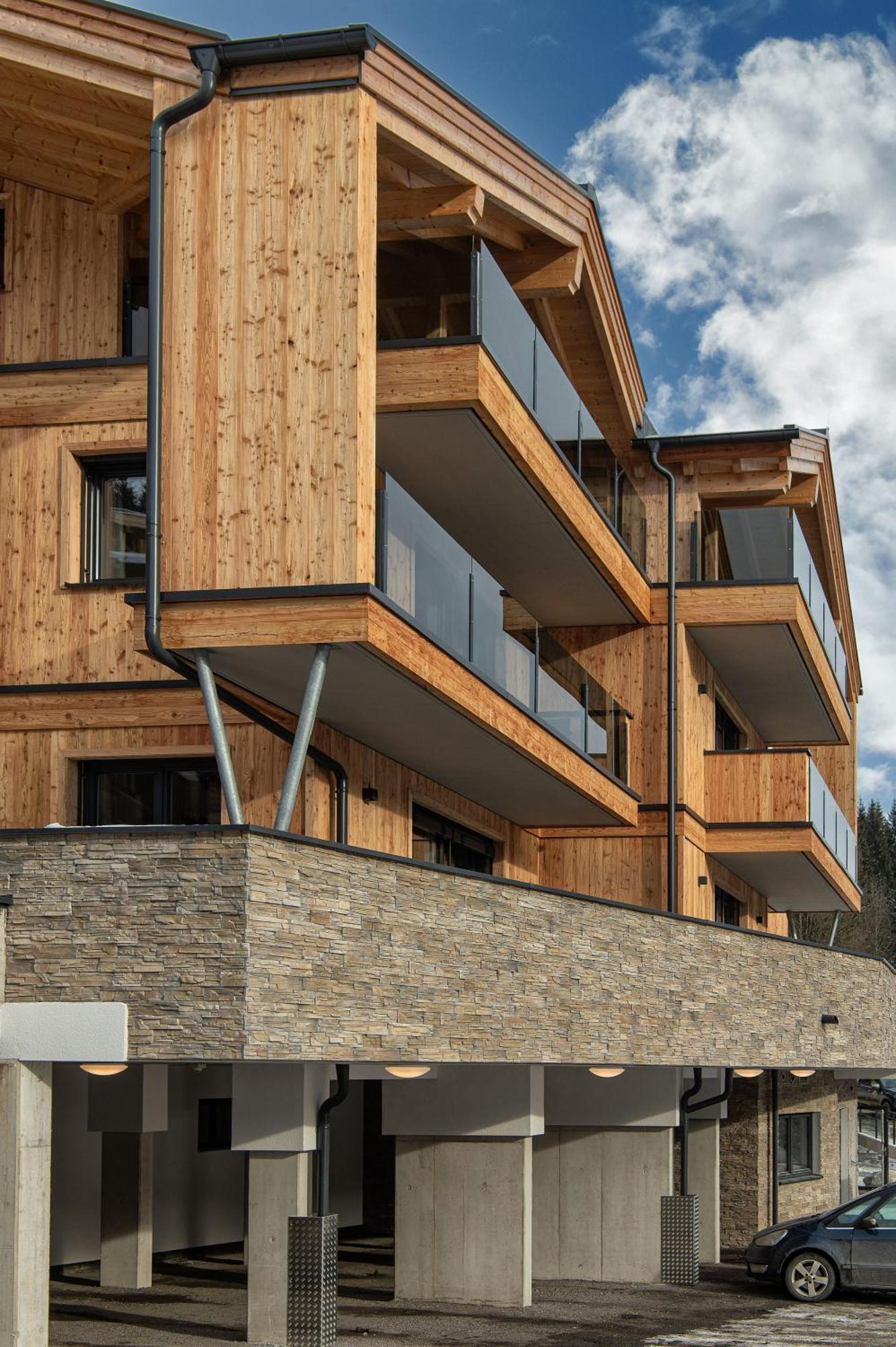 Alpenparks Premium Apartment Rehrenberg II フィーホーフェン エクステリア 写真