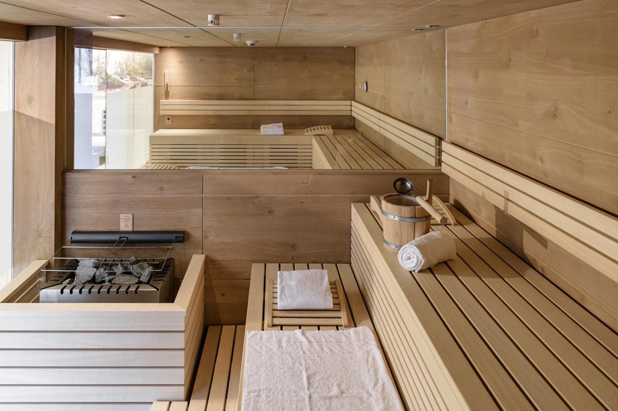 Alpenparks Premium Apartment Rehrenberg II フィーホーフェン エクステリア 写真